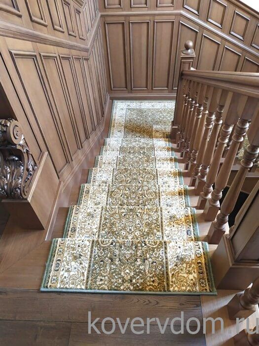 Ковровая дорожка шерстяная Floare MAGIC 287-5542 с укладкой на лестницу