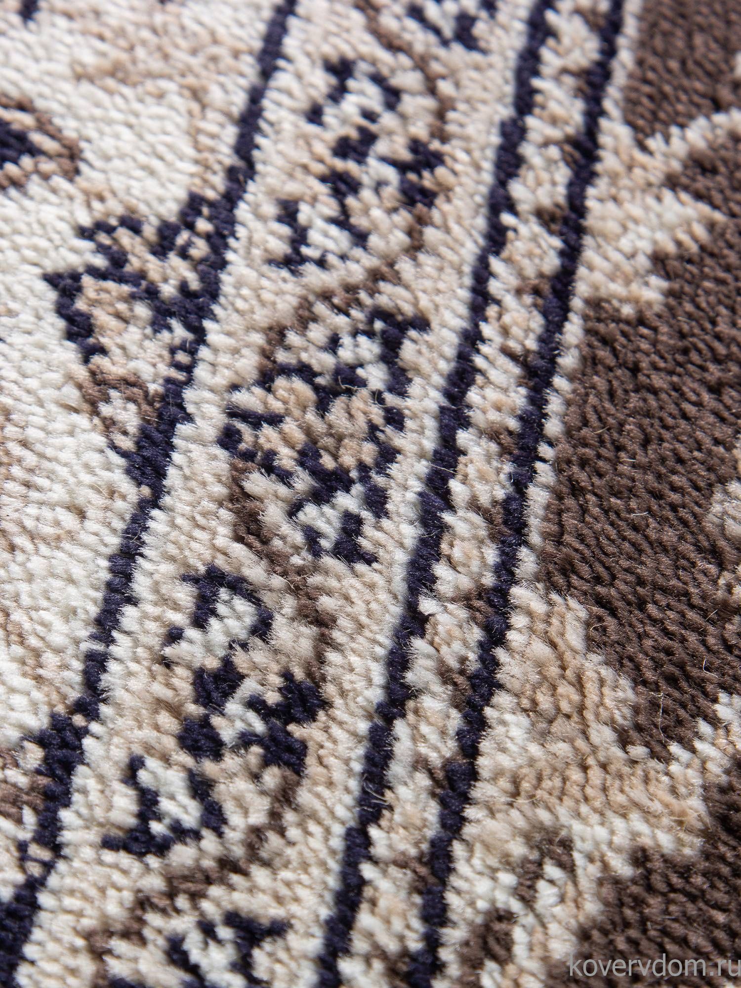 Ковер VALENCIA DELUXE D251 BROWN